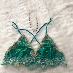 BOGO FREE!! Vintage Free People Bralette💚💙